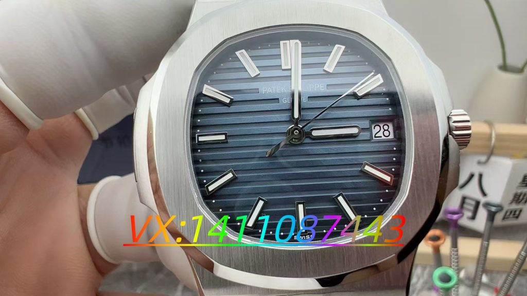 K廠百達翡麗5711評測:復刻界的天花板?"